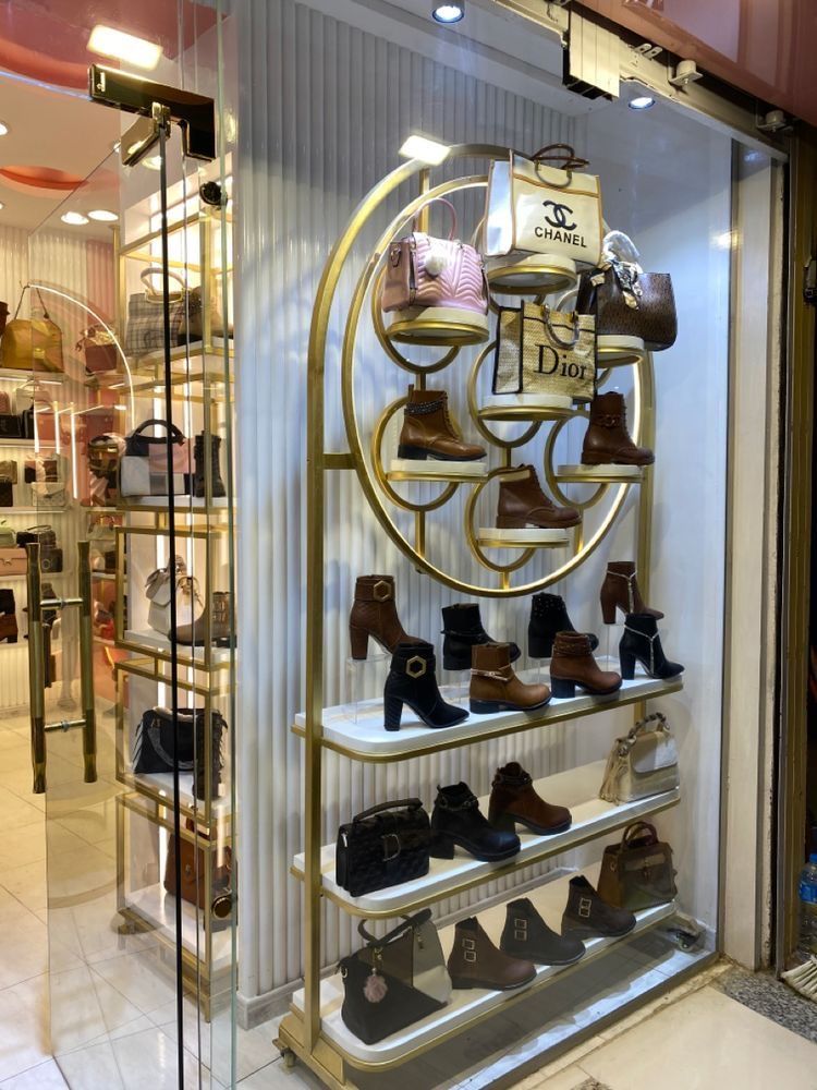 گالری کیف سارا